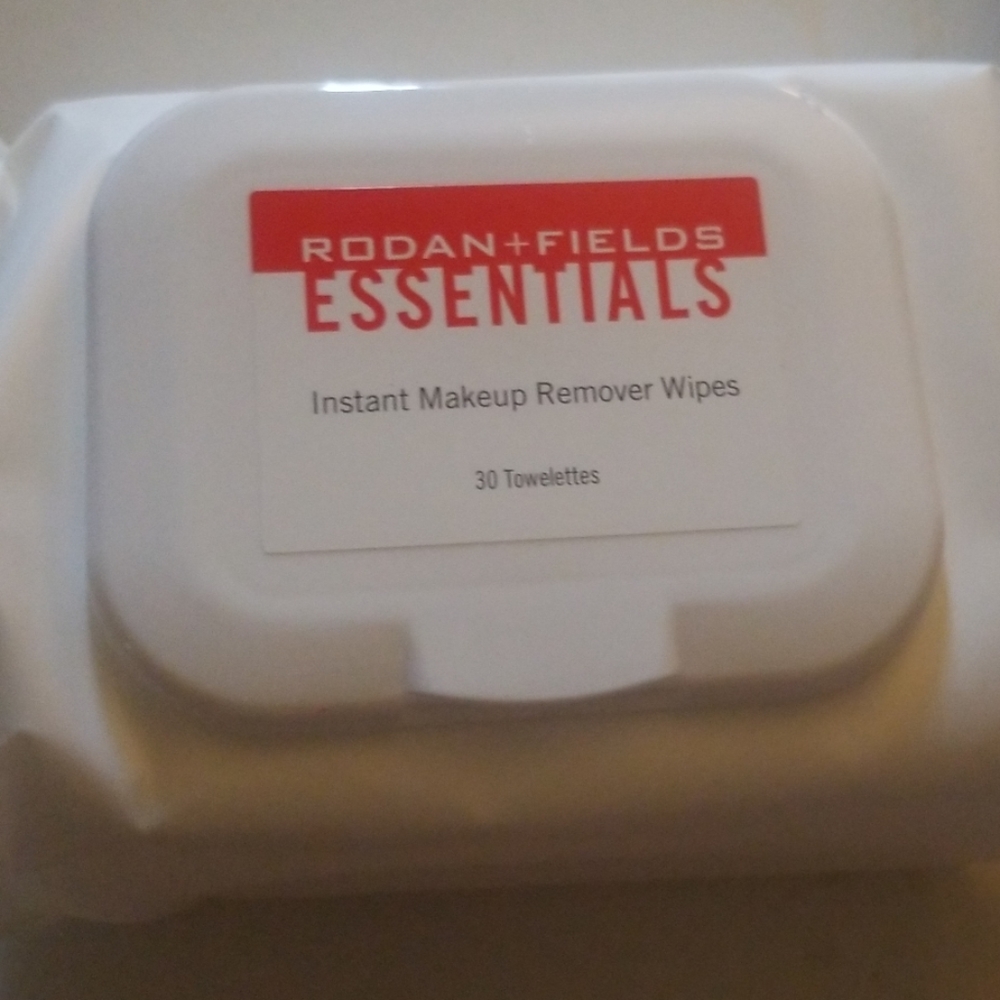 Rodan+Fields New Instant Make Up Remover